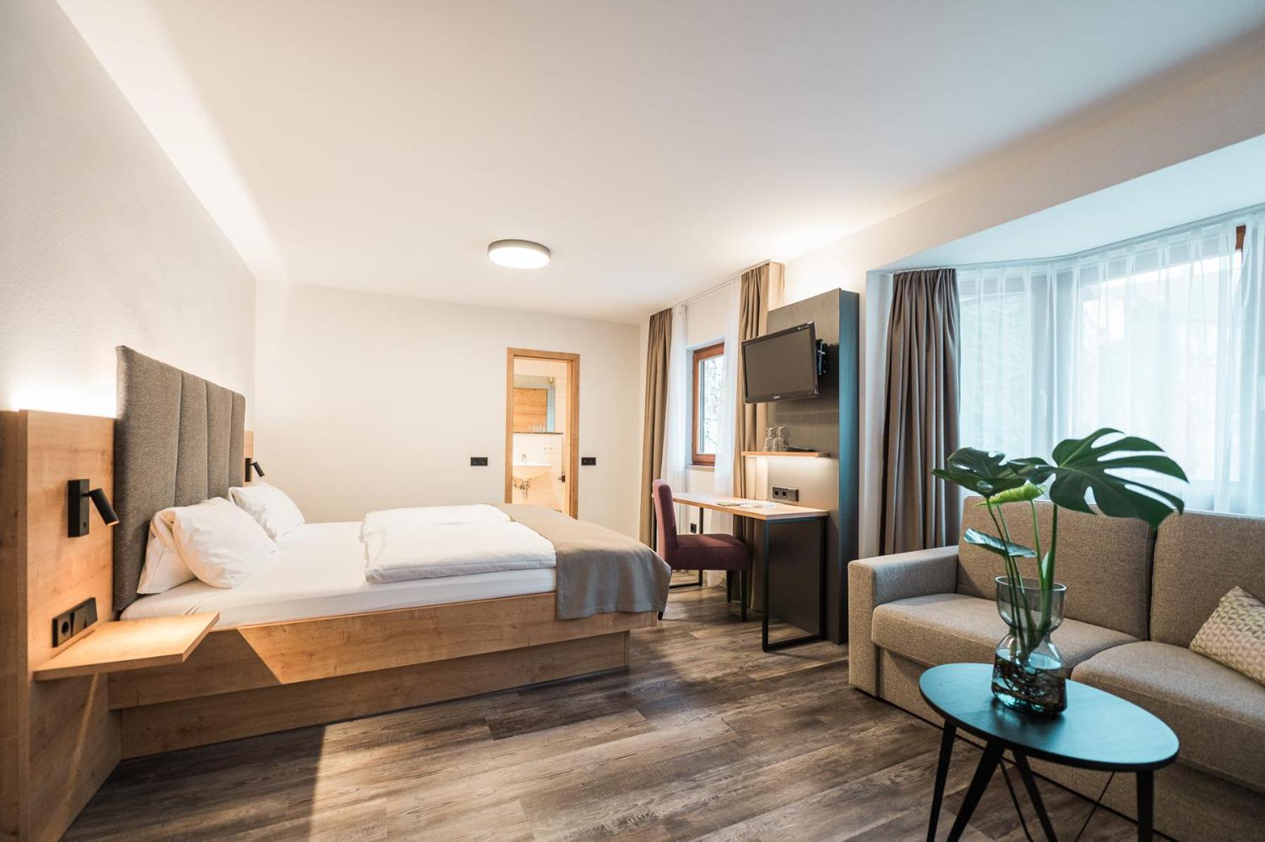 Hotel Goldener Engel Ірінґен Екстер'єр фото