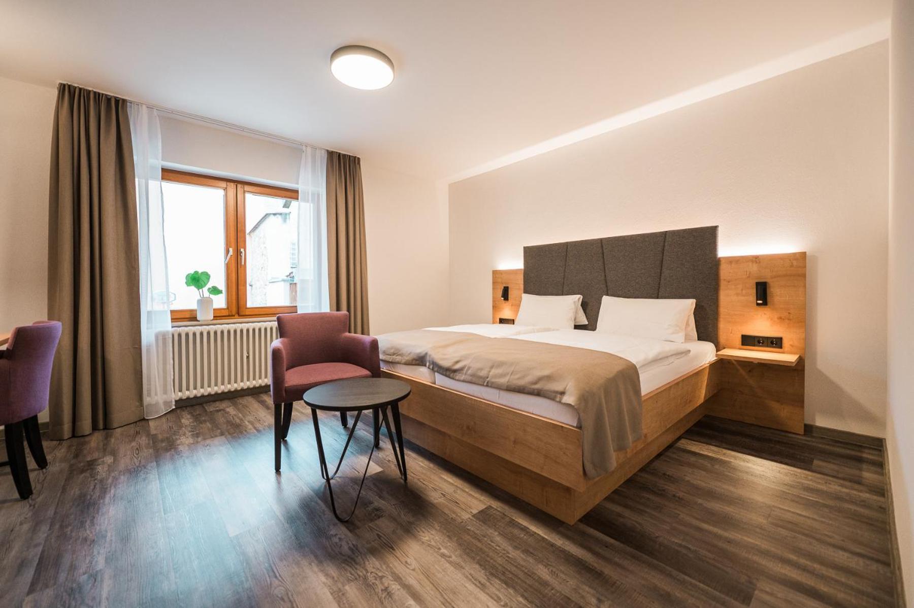 Hotel Goldener Engel Ірінґен Екстер'єр фото