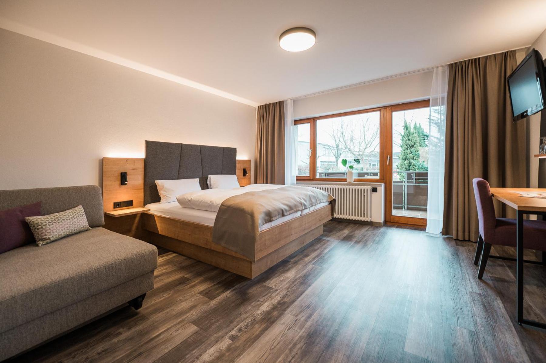 Hotel Goldener Engel Ірінґен Екстер'єр фото